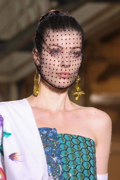 Look 55